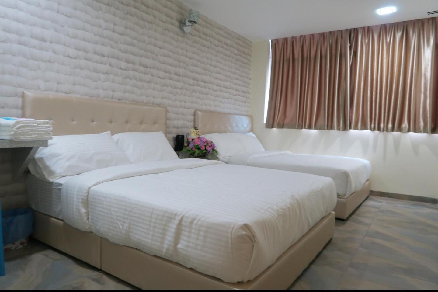 888 Boutique Hotel Batu Pahat Extérieur photo