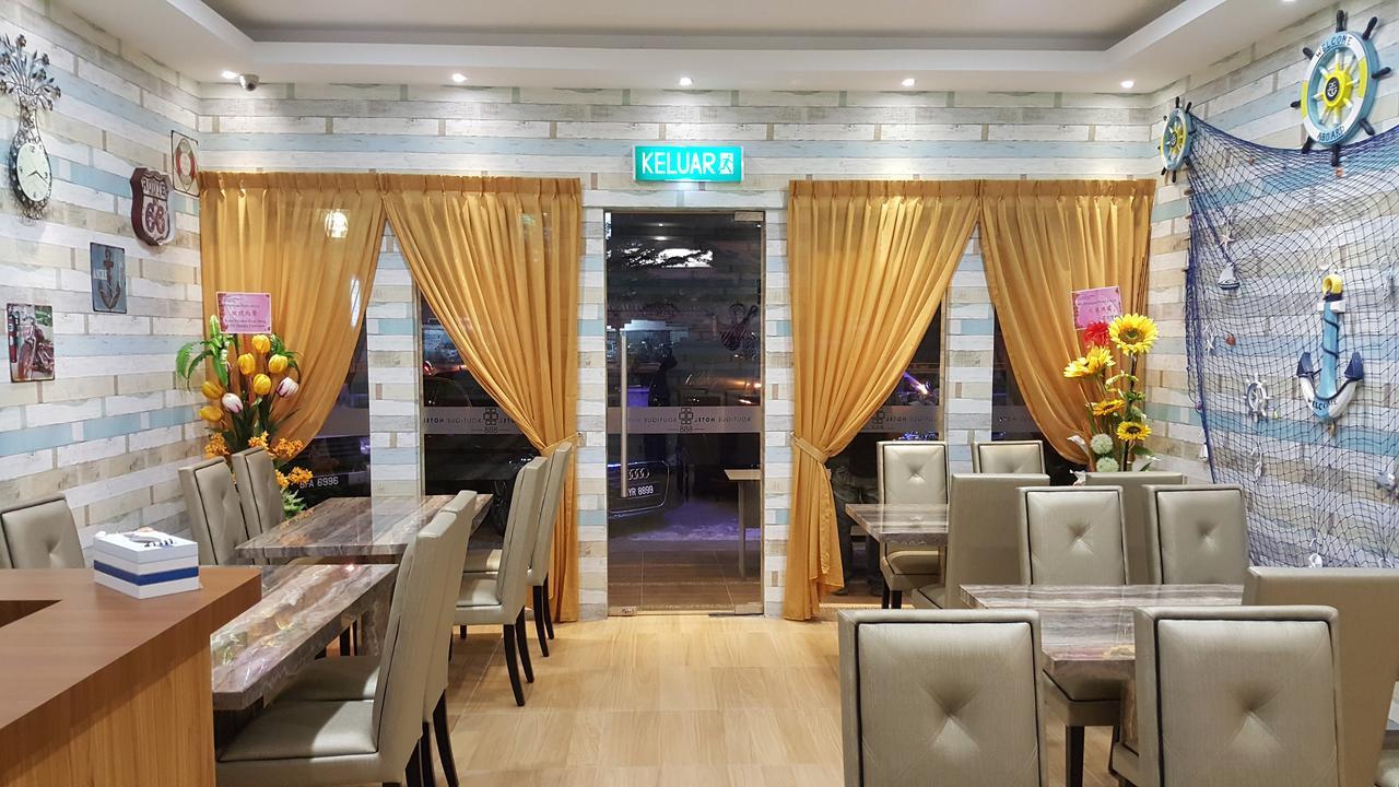 888 Boutique Hotel Batu Pahat Extérieur photo